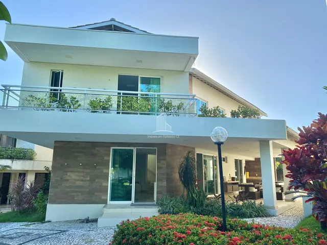 Imagem: A casa possui 5 Dormitórios, 5 Suítes, 6 Banheiros, 3