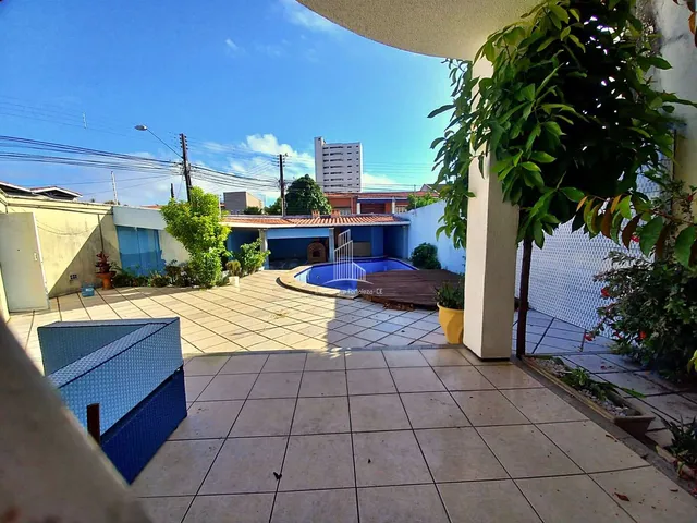 Imagem 6: CS2202-Casa Duplex com 5 suítes e piscina à venda no Parque Manibura