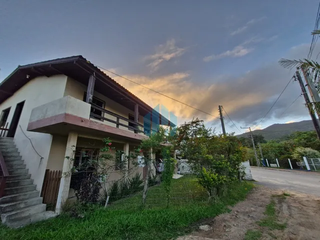 Imagem 9: Imóvel Rentável em Amplo Terreno, a Poucos Minutos do Centro da Cidade, Encantada