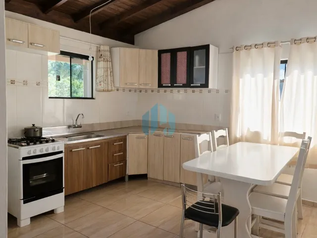 Imagem 4: Imóvel Rentável em Amplo Terreno, a Poucos Minutos do Centro da Cidade, Encantada