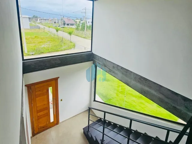 Imagem 3: Bela Casa Nova, de Esquina, a 5 km da Praia do Ouvidor e a 6 km da Praia do Rosa