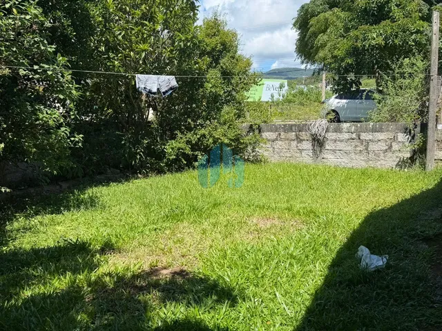 Imagem 2: Casa em Ótimo Terreno, a 500 m da Praia Central e do Centro da Cidade, ?Ferraz