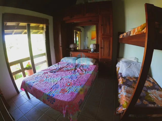 Imagem 2: Linda Casa na Praia da Vigia, com Vista Permanente, de Frente p/ Mar,...