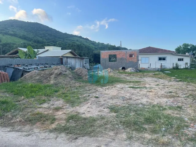 Imagem 4: Terreno Próximo ao Centro da Cidade, a 3 km da Praia Central, Ambrósio