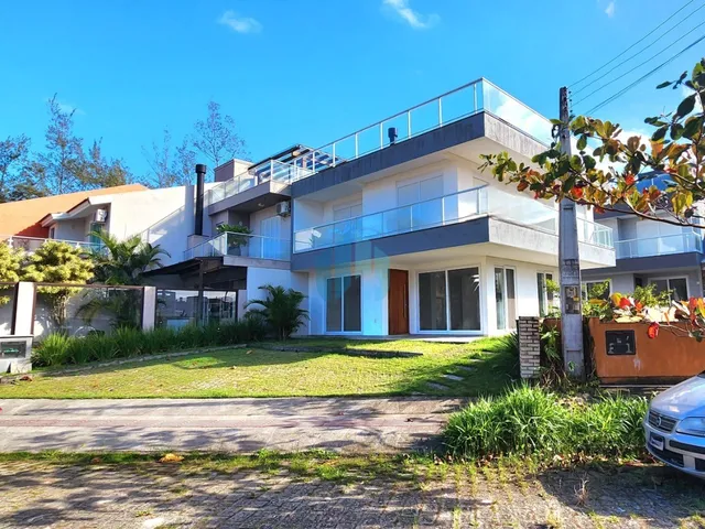 Imagem 1: Linda Casa Nova, a 100 m do Mar, Localizada no Loteamento Morrinhos, Ferraz