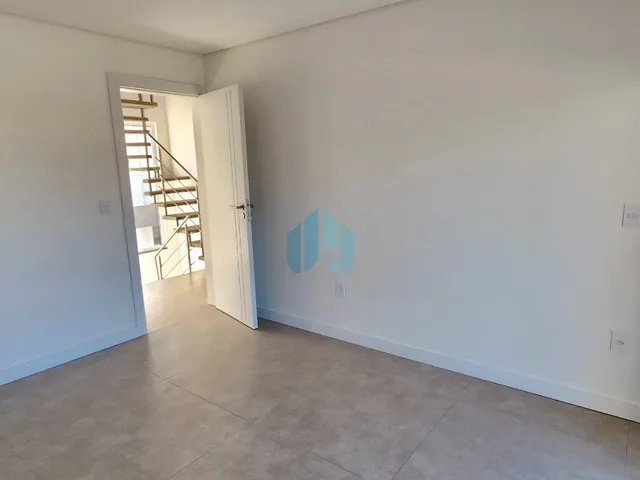 Imagem 6: Linda Casa Nova, a 100 m do Mar, Localizada no Loteamento Morrinhos, Ferraz