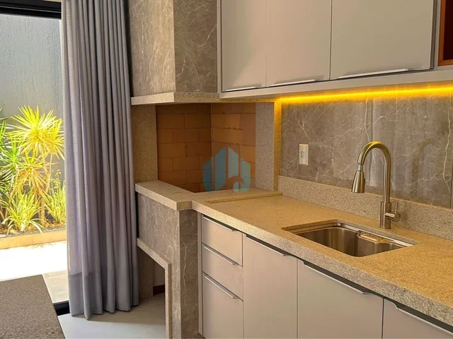 Imagem 12: Oportunidade Única! Lindas Casas Novas, Próximas de Todo Comércio, Centro