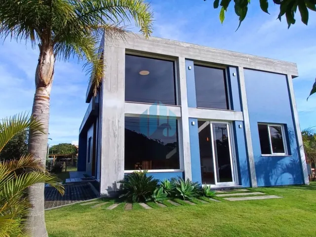 Imagem: Linda Casa Localizada a Poucos Metros da