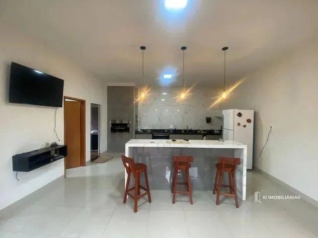 Imagem 3: Casa com 3 Dormitórios À Venda, 270 M² por R$ 950.000,00 - Progresso - Ituiutaba/Mg