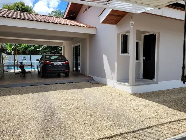 Imagem: Casa Semi-Mobiliada com Piscina em Brusque