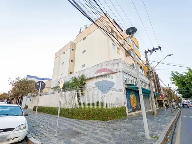 Imagem 4: Apartamento para Venda com 72 Metros Quadrados com 2 Quartos em São Francisco - Curitiba