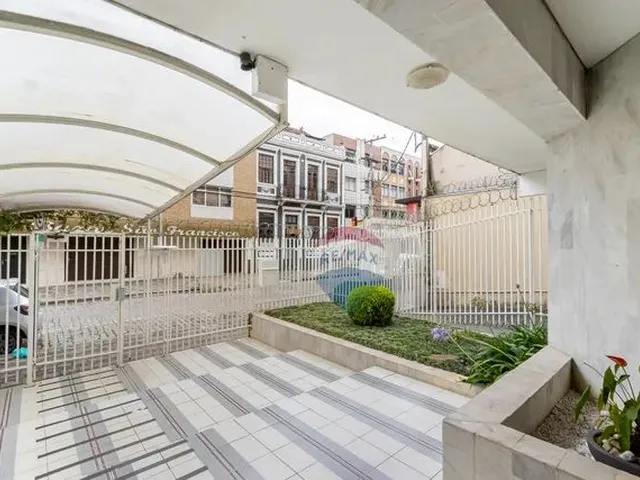 Imagem 15: Apartamento para Venda com 72 Metros Quadrados com 2 Quartos em São Francisco - Curitiba