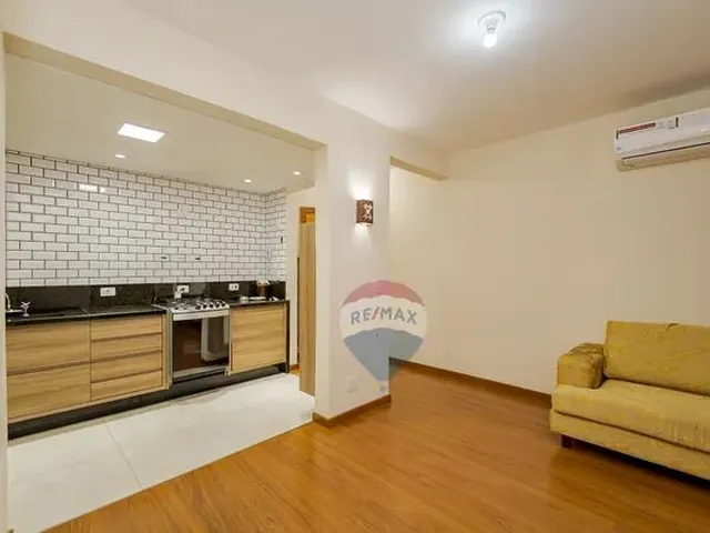Imagem 9: Apartamento para Venda com 72 Metros Quadrados com 2 Quartos em São Francisco - Curitiba