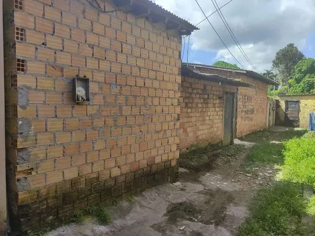 Imagem: Vendo Casa Barato Próx. A Estrada do Outeiro