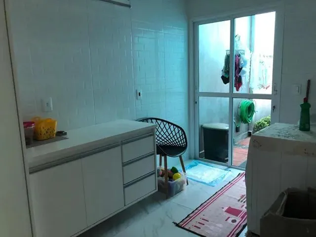 Imagem 16: Cód.: 13268 - Sobrado Planejado com 03 Suítes, Piscina e 04 Vagas de Garagem - Vila