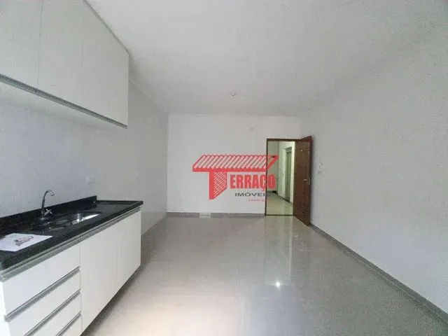 Imagem: O apartamento possui 2 Dormitórios, 1 Suíte, 2 Banheiros,