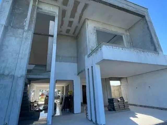 Imagem 5: Casa Duplex com 240 M2 , com 4 Suítes!! Cidade Alpha- Eusébio-Ce
