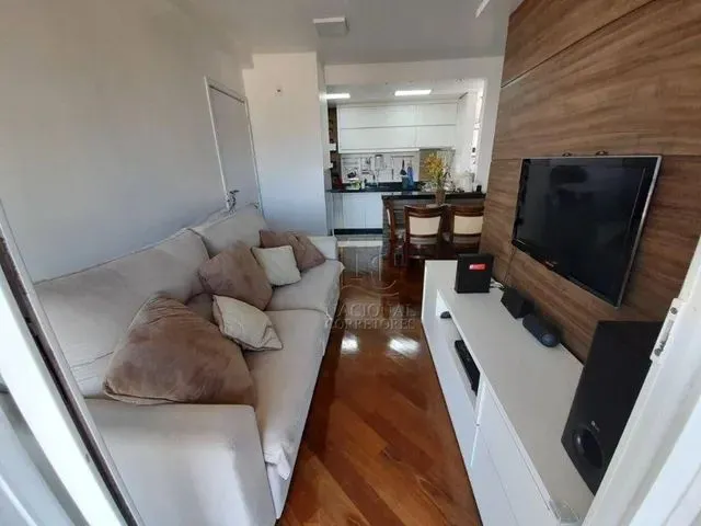 Imagem: Apartamento com 2 Dormitórios À Venda
