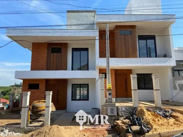 Imagem: Casa com 3 Dormitórios À Venda, 109 M²