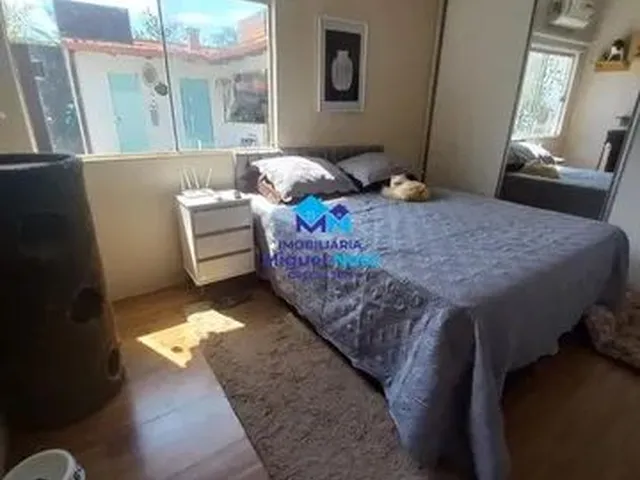 Imagem: Casa À Venda, 3 Quartos, 1 Suíte, 4 Vagas