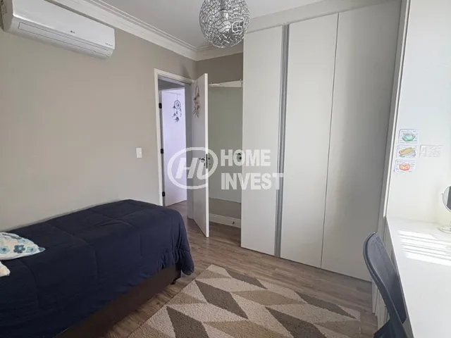 Imagem 9: Casa em Condomínio de Luxo em Jundiaí-SP: 4 Quartos, Piscina e Energia Solar