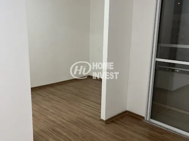Imagem: O apartamento possui 2 Dormitórios, 1 Banheiro, 1 Vaga na
