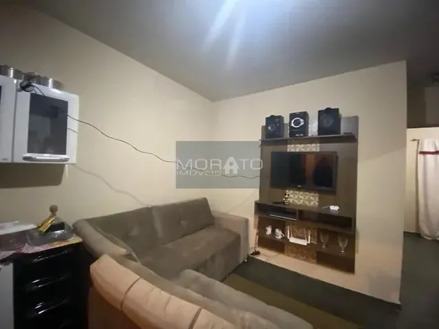 Imagem: Apartamento com 2 Quartos À Venda, 47M²