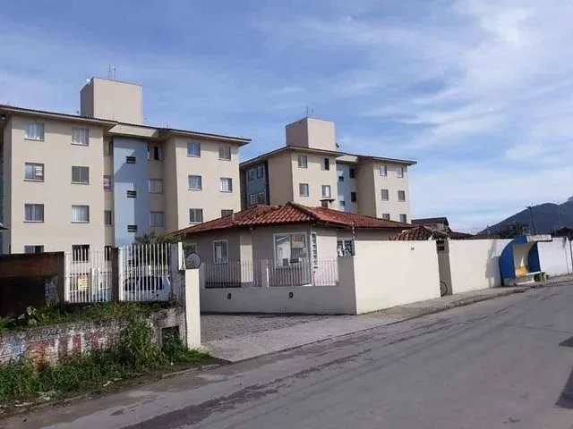 Imagem: Apartamento com 2 Dormitórios À Venda