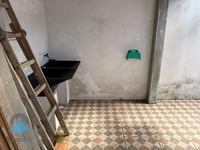 Imagem 14: Sobrado à venda em Guaratuba-PR, no bairro Coroados, (porteira fechada) com 4 quartos, 2