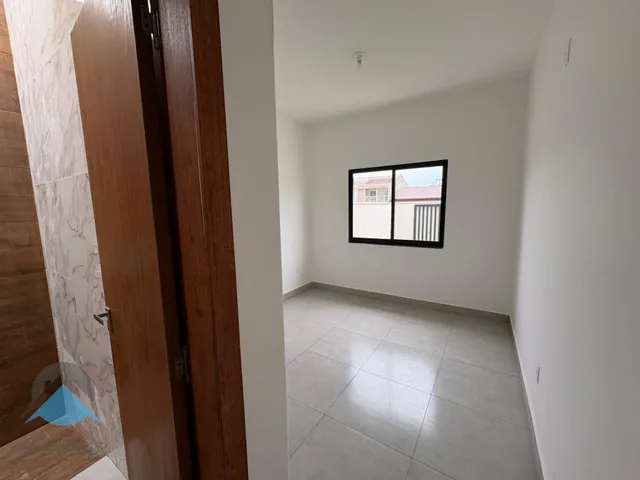 Imagem 9: Casa à venda com pisicina á 600m do mar em Guaratuba-PR, no bairro Coroados: 3 quartos
