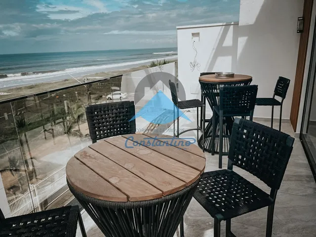 Imagem 10: Tríplex de frente ao mar com 4 suites mais 3 quartos e piscina a venda em Guaratuba PR
