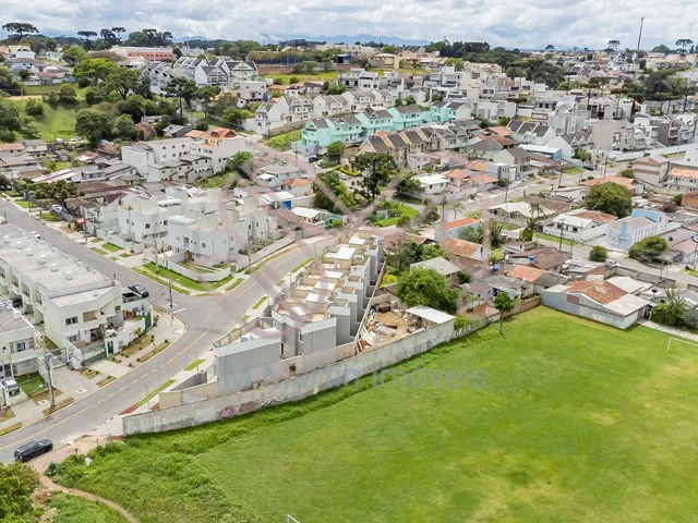 Imagem 7: Sobrado à venda no bairro Uberaba - Curitiba/PR