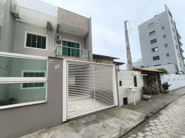 Imagem: Casa Sobrado Quadra Mar