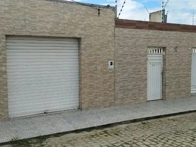 Imagem: Casa Grande com 3/4, 1 Suíte, Poço Verde-Se