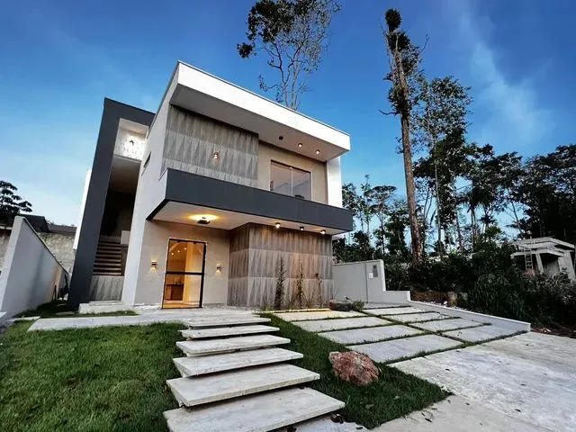 Imagem: A casa em condomínio possui 3 Dormitórios, 3 Suítes, 2