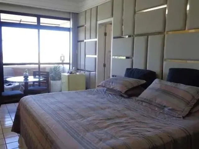 Imagem 9: Alugo Apartamento 240M² 4 Quartos, 3 Suites 2 Vagas Mobiliado