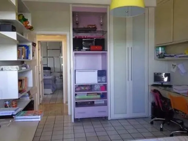 Imagem 2: Alugo Apartamento 240M² 4 Quartos, 3 Suites 2 Vagas Mobiliado