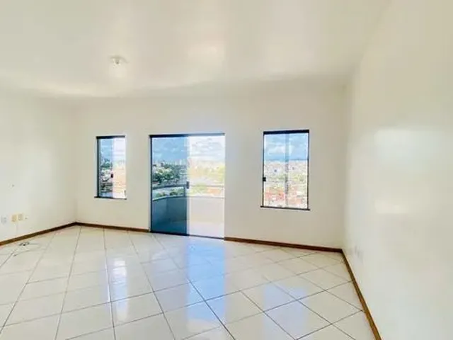 Imagem: Alugo Apartamento de 2 Quartos no Bairro