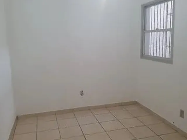 Imagem 10: Aluguel de Casa em Maruípe com Dois Quartos (Sendo Uma Suíte). 01 Vaga de Garagem