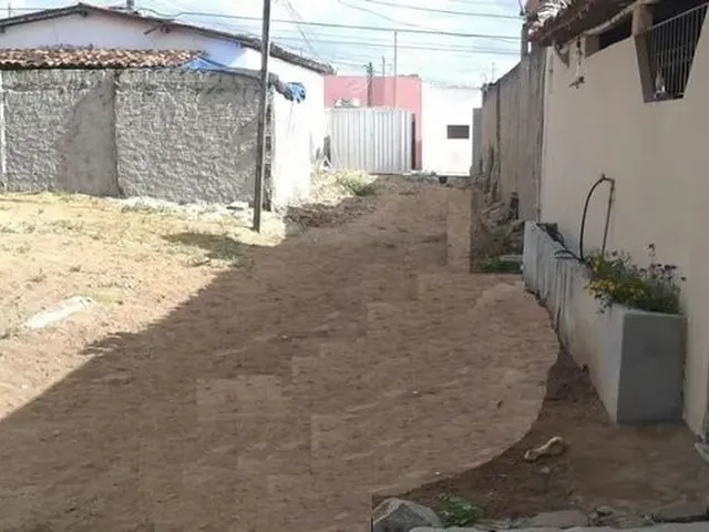 Imagem 8: Casa Igapó 2Q,Cz,Wc, Sala, 2Wc(Suíte), A. Serv, Garagem Coberta e Quintal Amplo