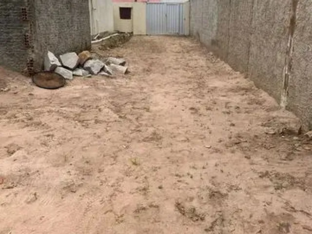 Imagem 7: Casa Igapó 2Q,Cz,Wc, Sala, 2Wc(Suíte), A. Serv, Garagem Coberta e Quintal Amplo