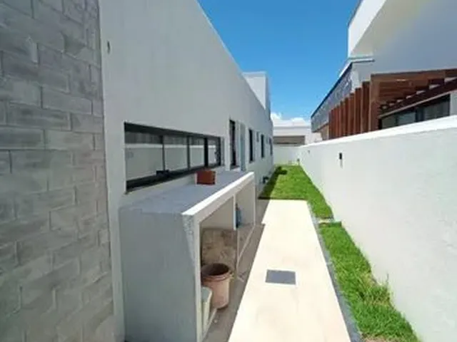 Imagem: Casa em Condomínio Térrea com Piscina