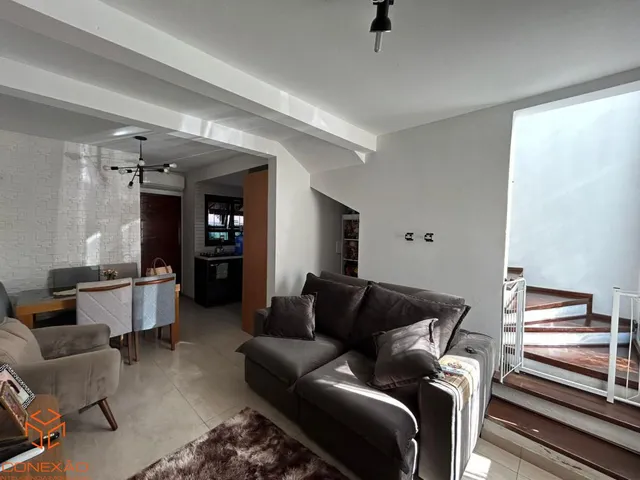 Imagem 1: Sobrado na São Vicente próximo a prefeitura