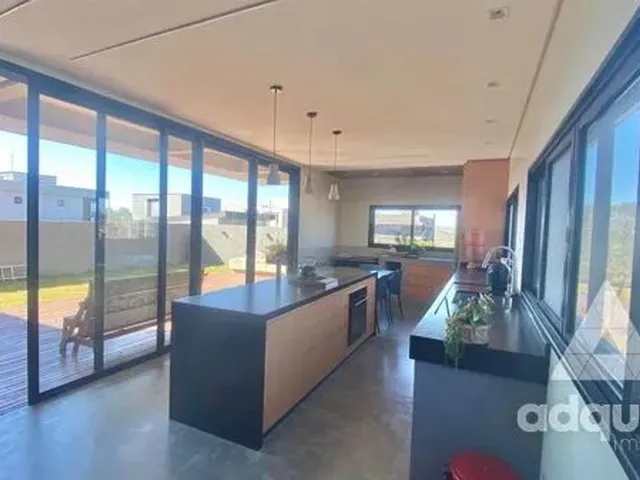 Imagem 7: Casa em Condomínio com 4 Quartos no Terras Alphaville - Bairro Jardim Carvalho em Ponta