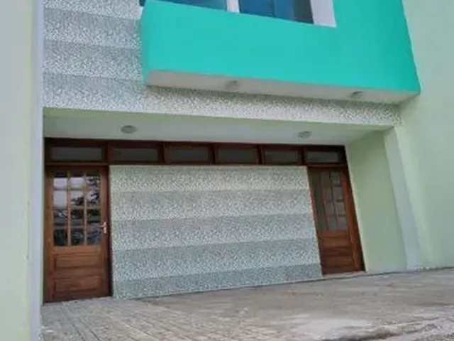 Imagem: Alugo Casa Dúplex no Bairro Maria Auxiliadora