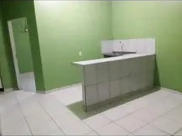 Imagem: O apartamento possui 1 Dormitório, 1 Banheiro, 1 Vaga na