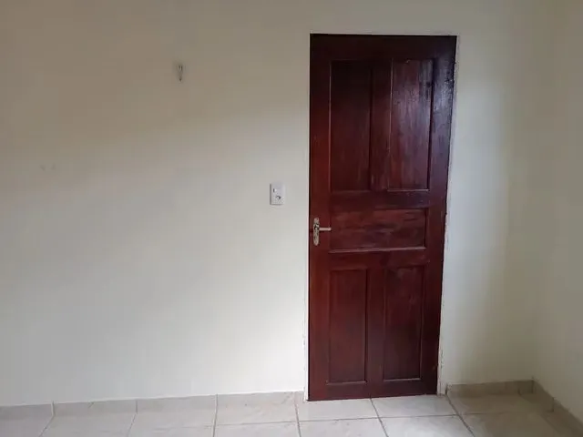 Imagem 5: Alugo Apartamento com Garagem