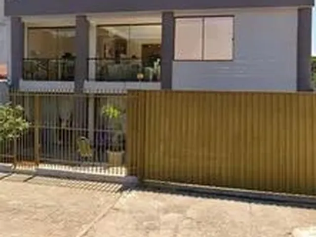 Imagem: Alugo Sobrado