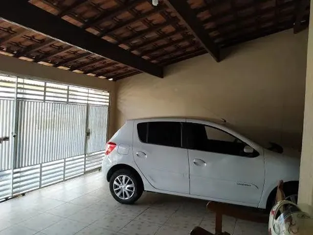 Imagem: Linda Casa com 2 Dormitórios À Venda