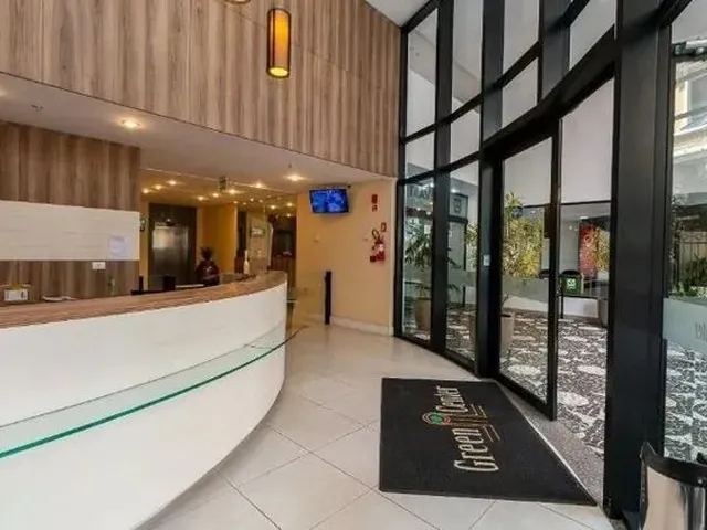 Imagem 8: Sala Comercia Mobilibiada no Centro de Curitiba